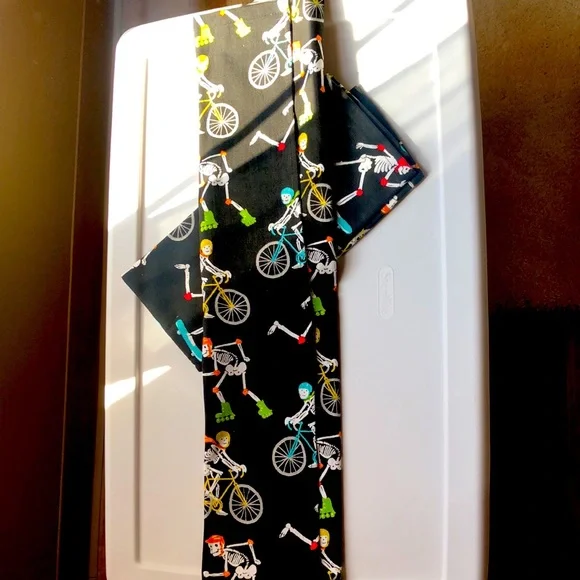 2pc Halloween Towel Set - Picture 4 of 4